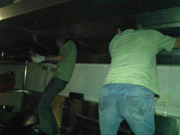 安裝廚房排煙罩 安裝廚房排煙罩